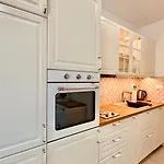 Onix Apartment